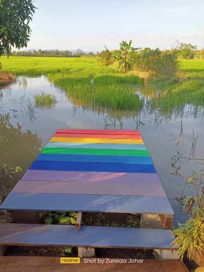 Pink Homestay D'Perlis Kangar Eksteriør billede